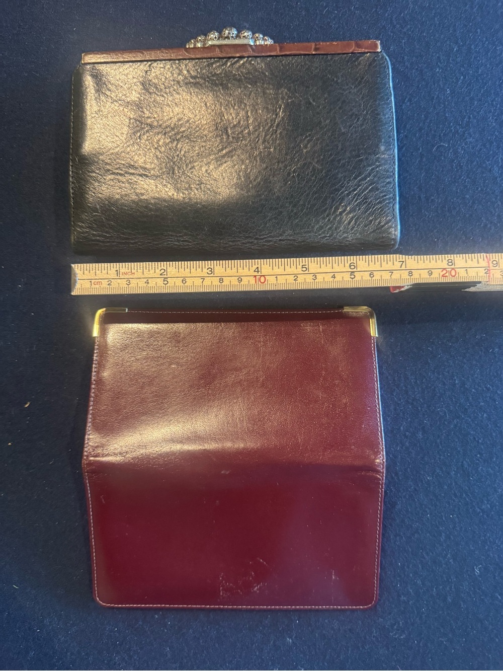 Brighton Golf Two-Tone Brown and Black Leather Wallet Set - Picture 9 of 14